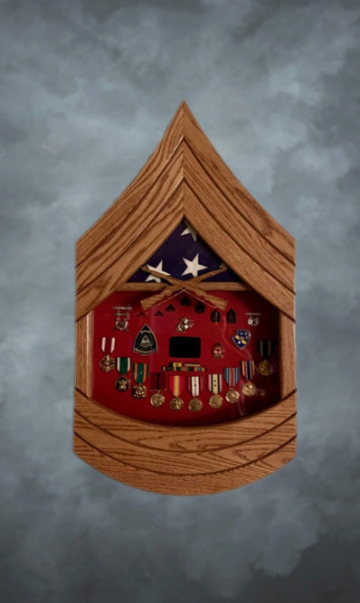 Oak Marine MSG Shadowbox with Crossed Rifles, Flag, and Devices